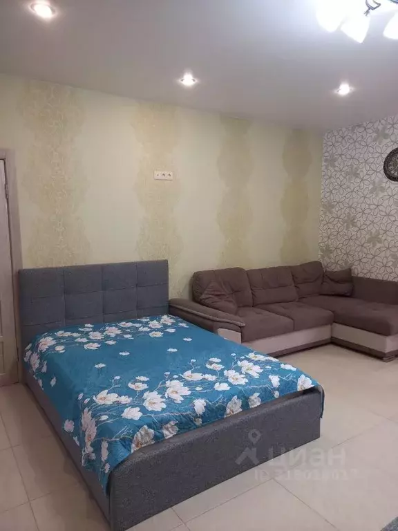 2-к кв. Ханты-Мансийский АО, Югорск ул. Родниковая, 3 (100.0 м) - Фото 1