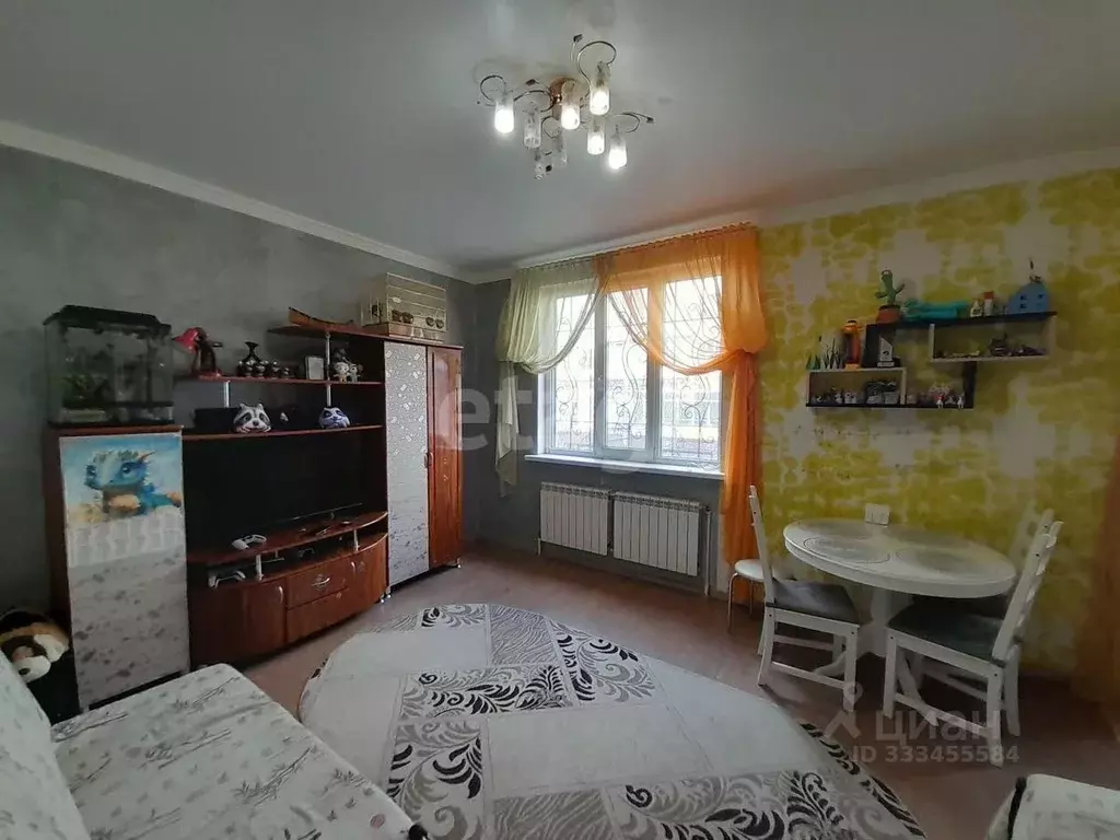 3-к кв. Белгородская область, Белгород ул. Толстого, 43 (97.4 м) - Фото 1