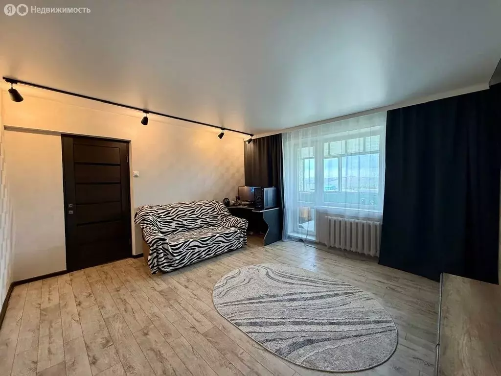 2-комнатная квартира: Нерюнгри, проспект Геологов, 49 (50 м) - Фото 1