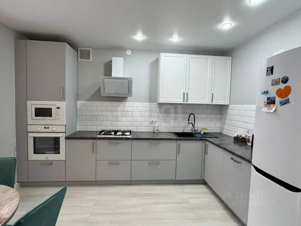 2-к кв. Татарстан, Казань ул. Салиха Батыева, 13 (43.6 м) - Фото 2