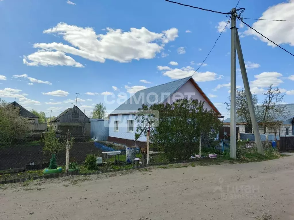 Дом в Пензенская область, Бессоновский район, с. Грабово ... - Фото 1