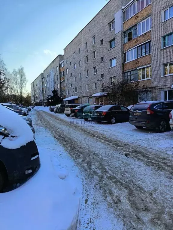 3-к кв. Калужская область, Калуга Пионерская ул., 2 (62.3 м) - Фото 1