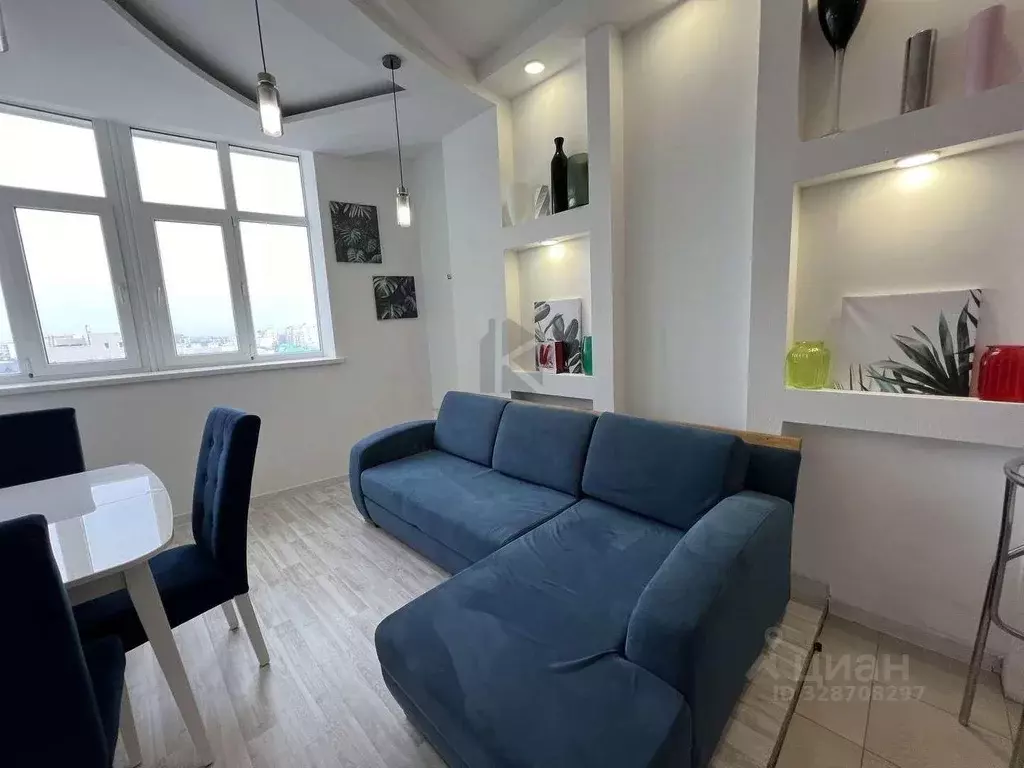 2-к кв. Белгородская область, Белгород Свято-Троицкий бул., 11 (90.0 ... - Фото 1