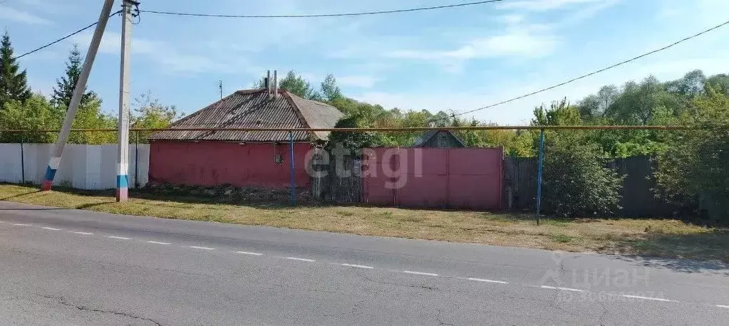 Дом в Белгородская область, Новый Оскол Рождественская ул. (30 м) - Фото 0