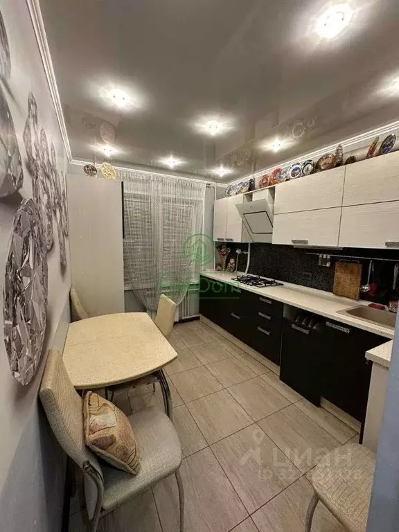 3-к кв. Белгородская область, Белгород 10-й мкр, ул. Спортивная, 7 ... - Фото 1