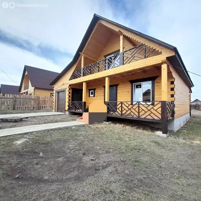 Дом в село Урик, Клубничная улица (180 м) - Фото 1