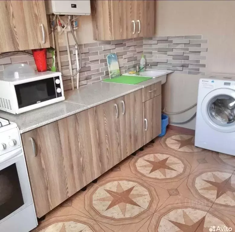 1-к кв. Адыгея, Тахтамукайский район, Яблоновский пгт Солнечная ул., ... - Фото 2