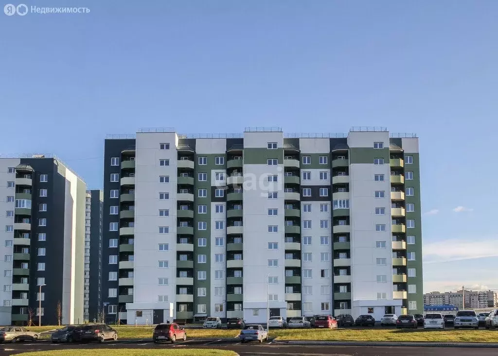 2-комнатная квартира: Тюмень, улица Алексея Леонова, 36 (56 м) - Фото 1