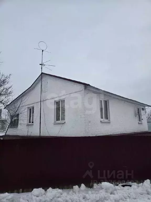 Дом в Воронежская область, Анна пгт ул. Чкалова, 1 (90 м) - Фото 1