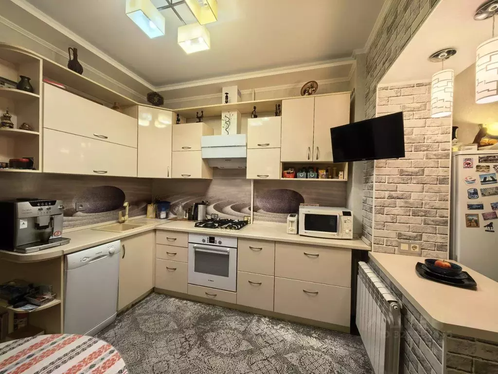 2-к кв. Ямало-Ненецкий АО, Надым ул. Зверева, 38 (57.1 м) - Фото 2