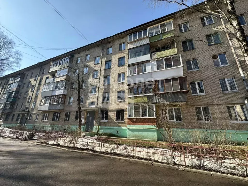 2-к кв. Московская область, Лобня Московская ул., 5 (43.3 м) - Фото 1