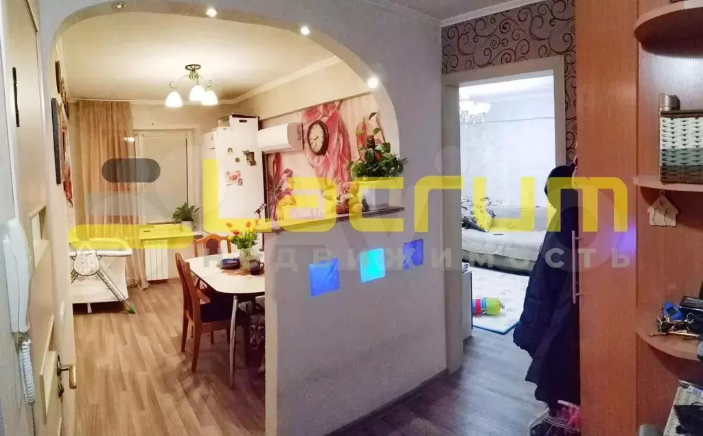 4-к. квартира, 59 м, 4/5 эт. - Фото 0