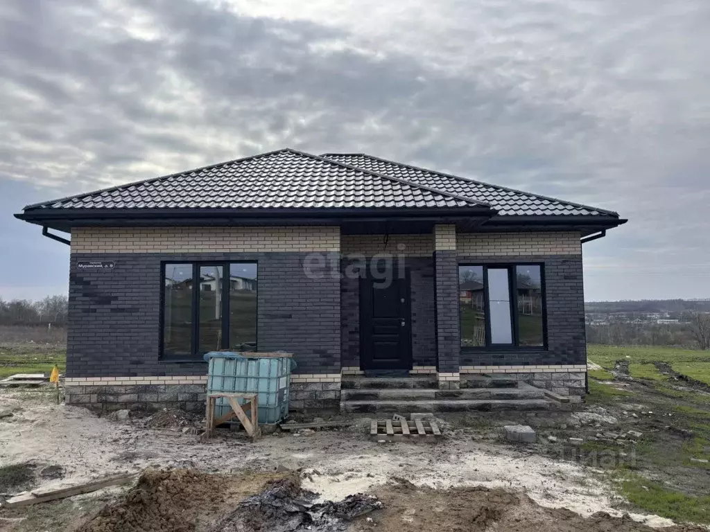 Дом в Белгородская область, Белгородский муниципальный округ, с. ... - Фото 1