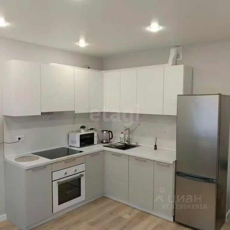 1-к кв. Тюменская область, Тюмень ул. Новоселов, 92 (38.0 м) - Фото 0