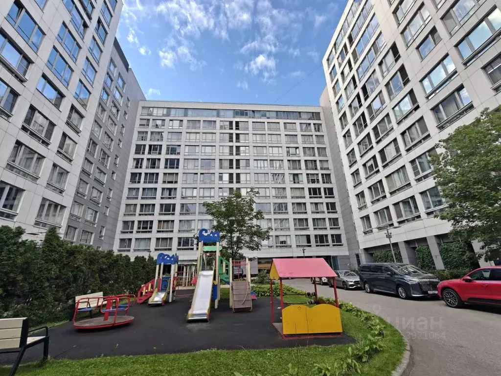 3-к кв. Москва ул. Усачева, 2С3 (138.3 м) - Фото 1