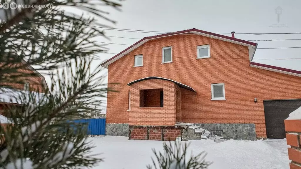 Дом в село Троицкое, Парадная улица, 2 (220 м) - Фото 1