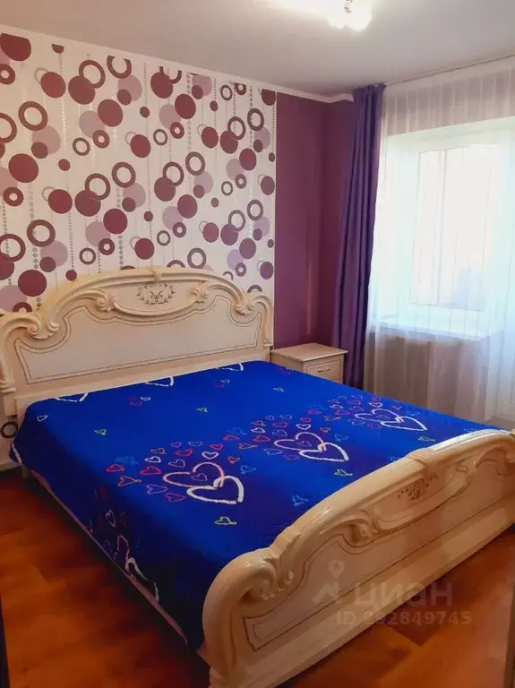 2-к кв. Крым, Феодосия ул. Земская, 19/6 (64.0 м) - Фото 0