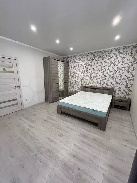 2-к. квартира, 60 м, 15/17 эт. - Фото 1