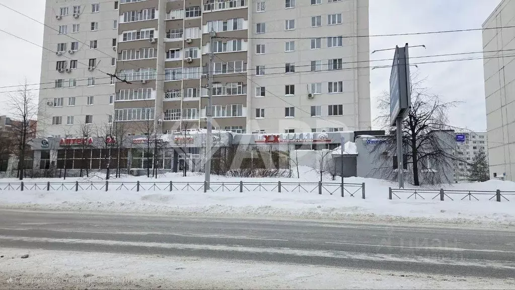 Помещение свободного назначения в Татарстан, Казань просп. Ямашева, 82 ... - Фото 1