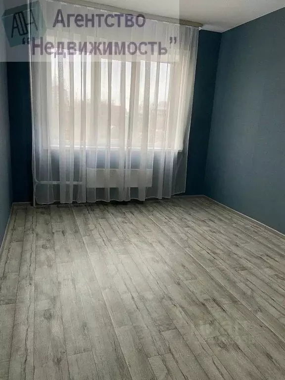 1-к кв. Кемеровская область, Ленинск-Кузнецкий Кузбасская ул., 112/1 ... - Фото 1