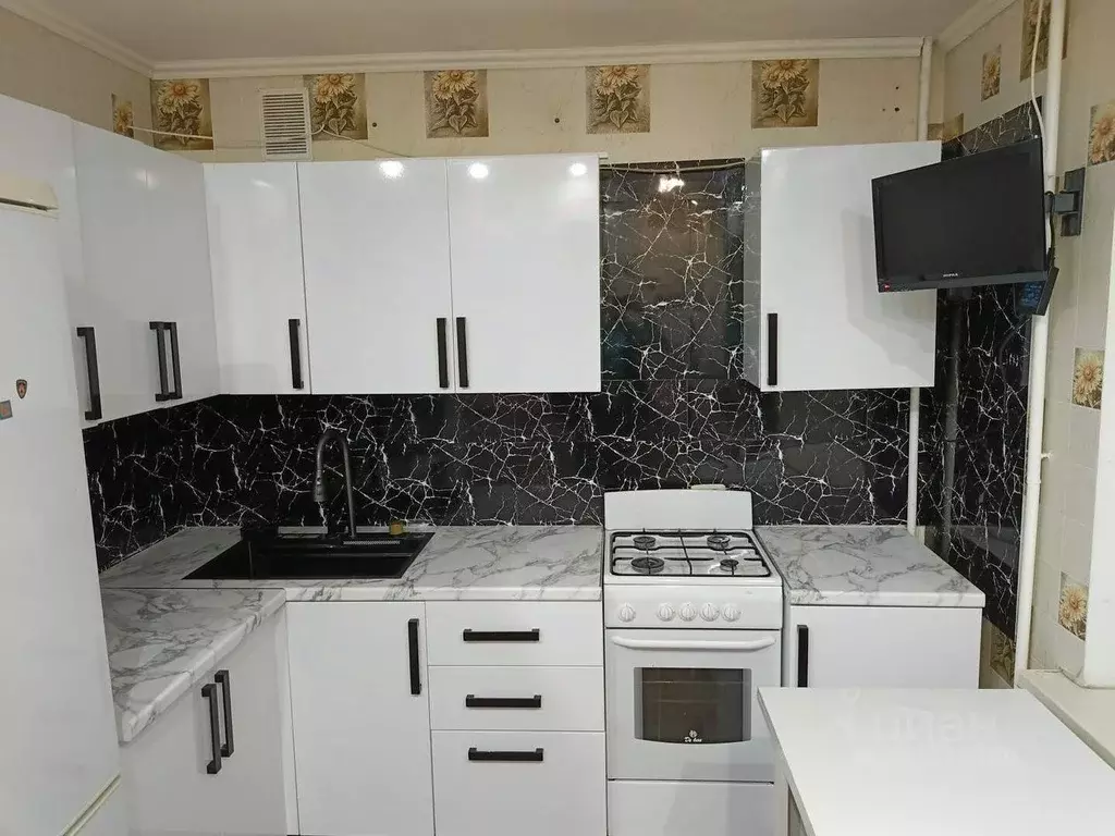 2-к кв. Пензенская область, Пенза проезд 1-й Онежский, 10 (55.0 м) - Фото 1