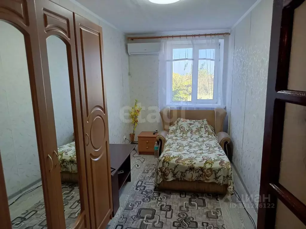 3-к кв. Крым, Черноморское пгт ул. Армейская, 1 (63.0 м) - Фото 1