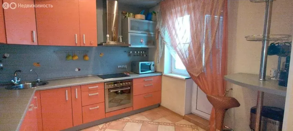 3-комнатная квартира: Мурманск, улица Маяковского, 1 (84.1 м) - Фото 2