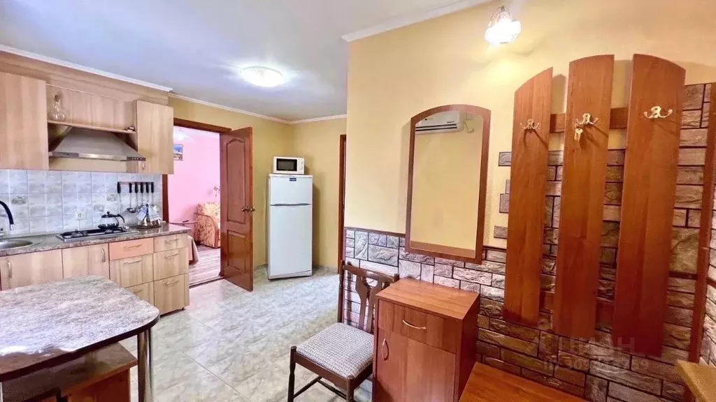 2-к кв. Крым, Феодосия ул. Русская, 45 (40.0 м) - Фото 1