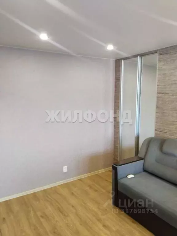 1-к кв. Томская область, Северск ул. Калинина, 38 (32.1 м) - Фото 0
