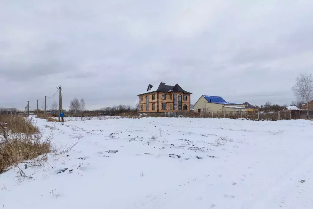Участок в Тюменская область, Тюмень Дорожник садовое товарищество, ул. ... - Фото 1
