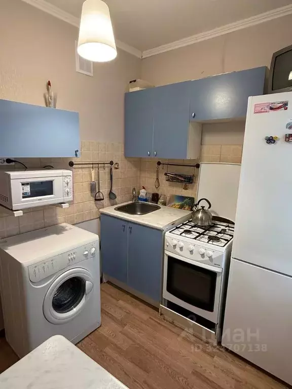 1-к кв. Татарстан, Казань ул. Блюхера, 83 (33.0 м) - Фото 1