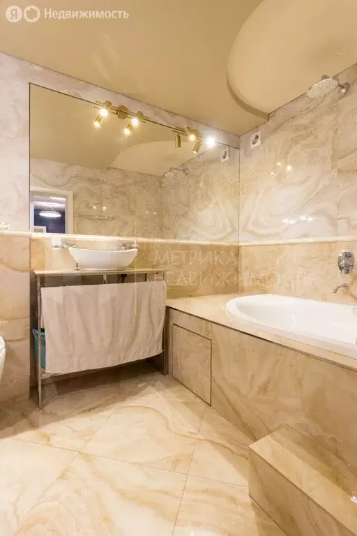 2-комнатная квартира: Тюмень, Широтная улица, 158к3 (50 м) - Фото 0