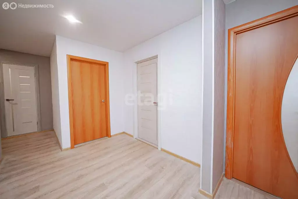 4-комнатная квартира: Тверь, Сахаровское шоссе, 24 (92.3 м) - Фото 0