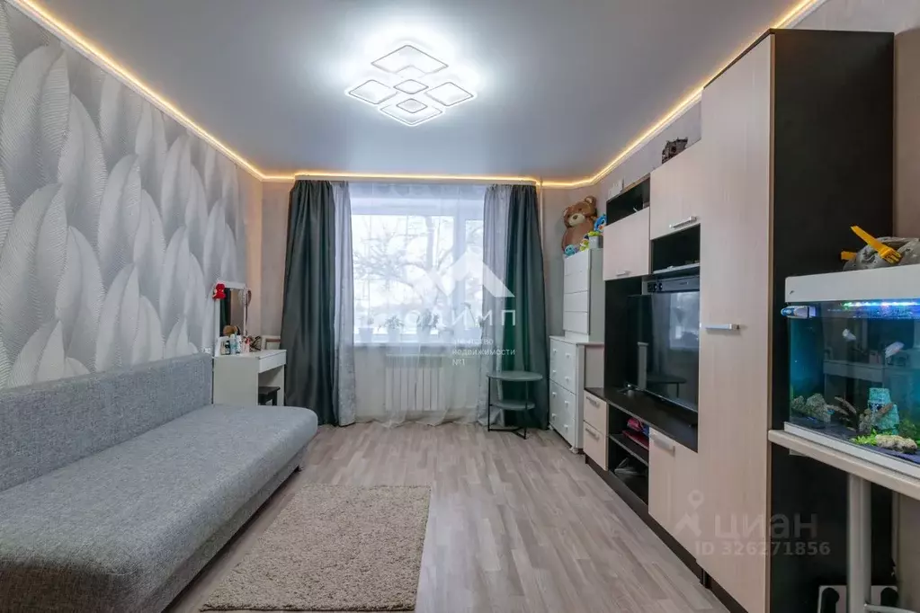 1-к кв. Вологодская область, Сокол Продольная ул., 18 (35.4 м) - Фото 1