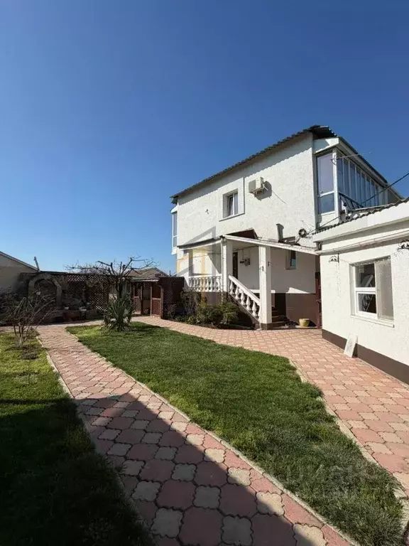 Дом в Крым, Евпатория городской округ, Заозерное пгт ул. Песчаная, 23 ... - Фото 1