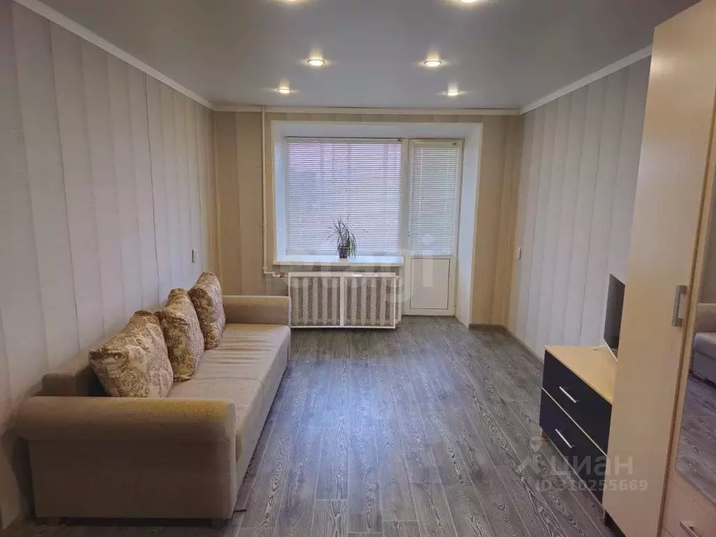 3-к кв. Архангельская область, Котлас Котлашанская ул., 14 (58.1 м) - Фото 1