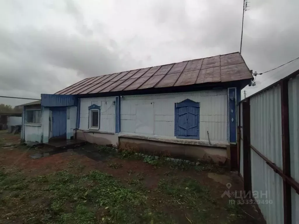 Дом в Саратовская область, Калининский район, Сергиевское ... - Фото 1