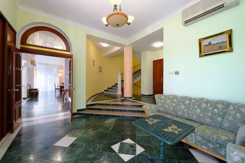 Дом в Краснодарский край, Сочи Курортный просп., 120к5 (500 м) - Фото 1