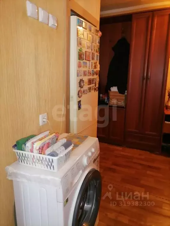 3-к кв. Коми, Сыктывкар ул. Комарова, 8 (57.0 м) - Фото 0
