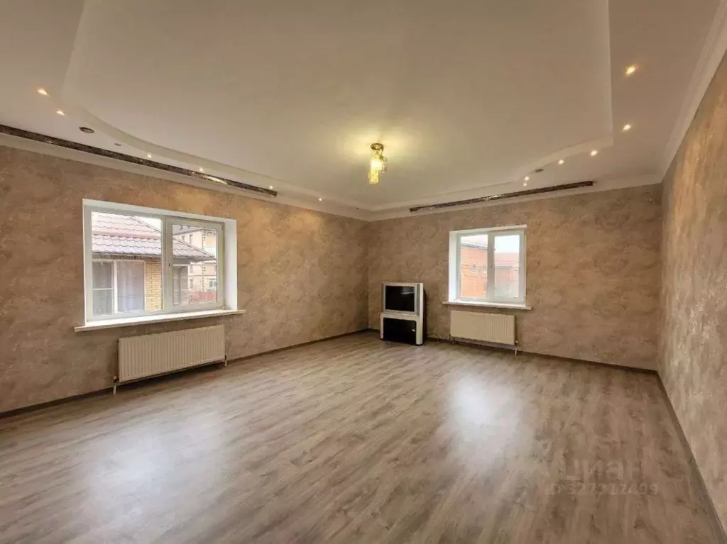 3-к кв. Краснодарский край, Краснодар ул. Митинская, 4 (92.6 м) - Фото 1