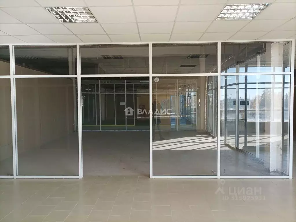 Помещение свободного назначения в Коми, Сыктывкар ул. Морозова, 202А ... - Фото 1