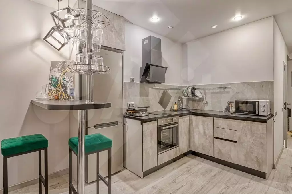 Квартира-студия, 35 м, 42/47 эт. - Фото 0