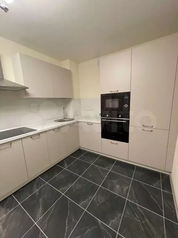 3-к. квартира, 90 м, 7/16 эт. - Фото 1