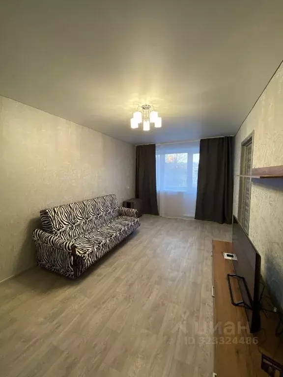 3-к кв. Самарская область, Самара просп. Кирова, 293 (55.0 м) - Фото 0