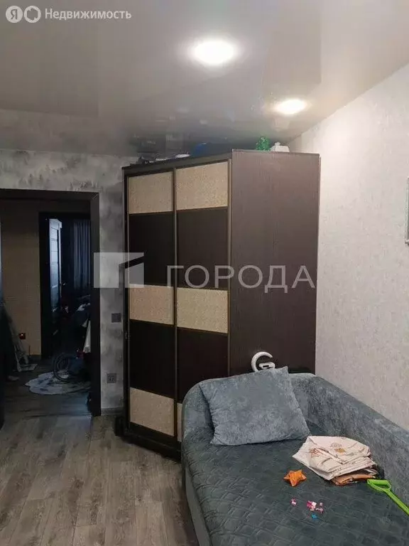 3-комнатная квартира: Барнаул, улица Попова, 76 (59.6 м) - Фото 1