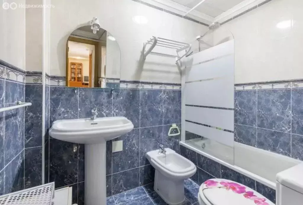 2-комнатная квартира: Сочи, Молодогвардейская улица, 2Б/7 (54 м) - Фото 0