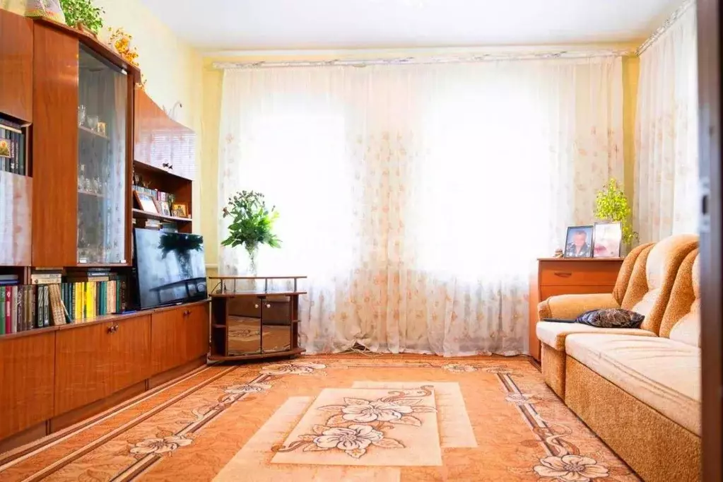 Дом в Краснодарский край, Усть-Лабинск ул. Зои Космодемьянской (100 м) - Фото 1