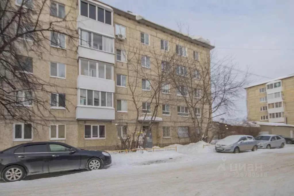 3-к кв. Свердловская область, Верхняя Пышма ул. Уральских Рабочих, 41 ... - Фото 1