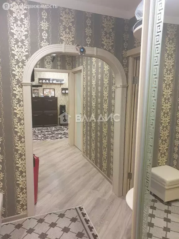 4-комнатная квартира: Шебекино, улица Матроса Шарапова, 11 (74 м) - Фото 0