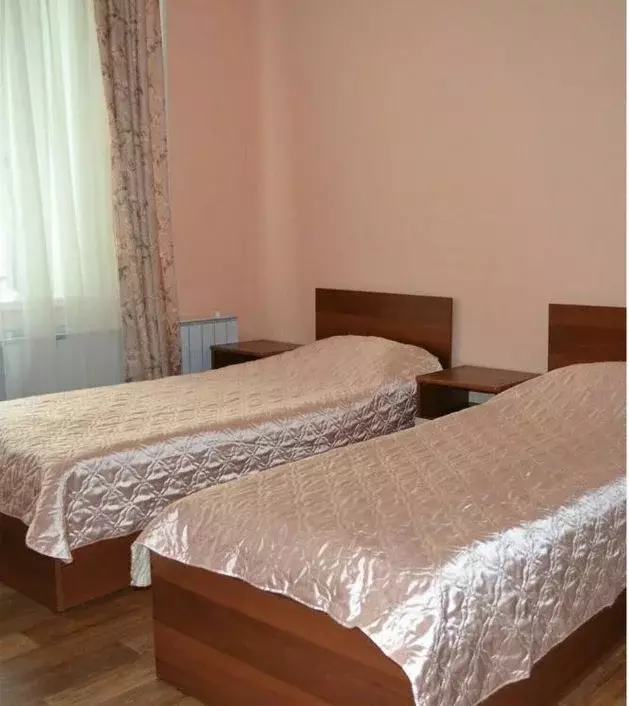 Комната Челябинская область, Челябинск Пограничная ул., 9 (1.0 м) - Фото 1